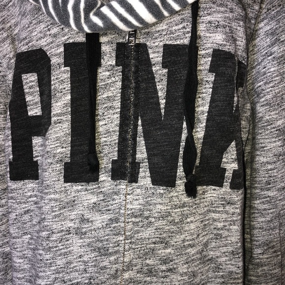Pink Victoria’s Secret zebra print sweatshirt zip up top size medium original - Picture 2 of 4